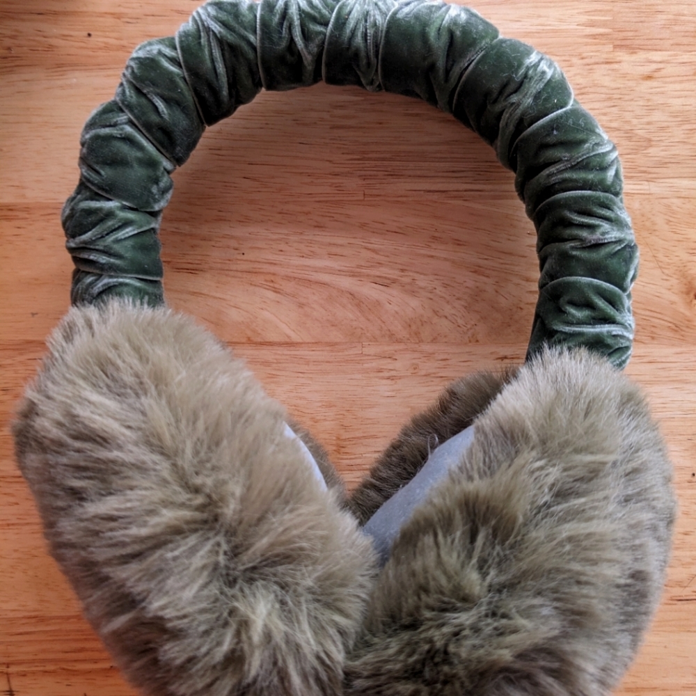 NWOT Anthropologie Faux Fur Braided Green Velvet Earmuff Headband